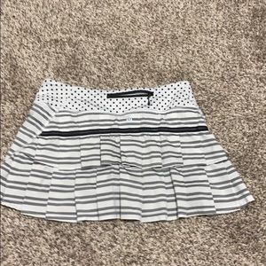 Lululemon running skirt size 6